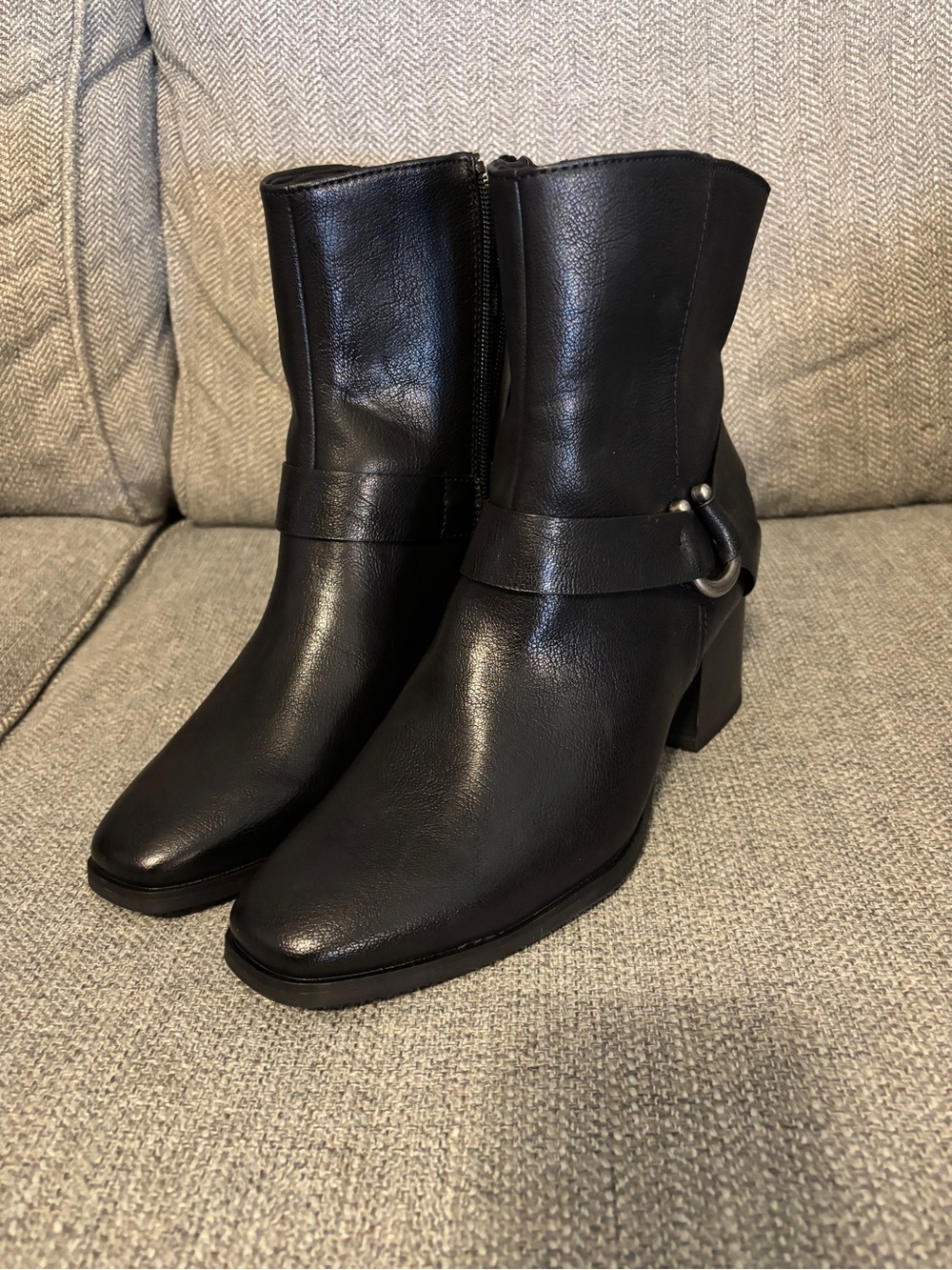 Baretraps Tiana Boots Woman’s Sz 11M